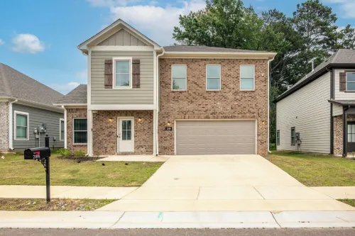 Spacious Brand New 5 Bedroom Home in Cullman Hotels in Cullman County