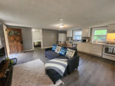 Lake House retreat