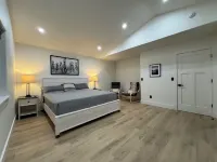 Modern Luxury Pacific City - Sleeps 12, Hot Tub, Pet Friendly, Playstation 5 Hotels in Pacific City