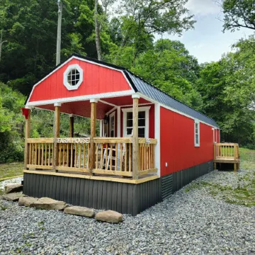 1 BR/1BR Lofted Cabin West Virginia Hatfield McCoy ATV Trails