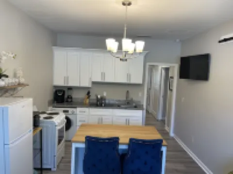 Cozy & Private in-Law Suite 10 Minutes from LakePoint