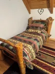 Luxury Log Cabin adjoins GSMNP . Magnificent Views , Nature Lovers Paradise !