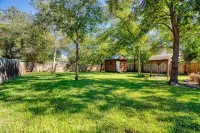 Buffalo Haus - Downtown charm 2-bedroom bungalow Hotel in zona Cascade Caverns