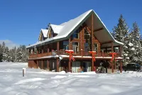 Outland Meadows Lodge near Yellowstone Park