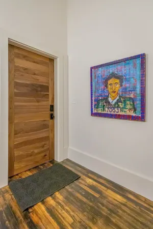 Historic Downtown Morganton Loft  w/ Original 1900's Charm/Walk/Shop/Dine