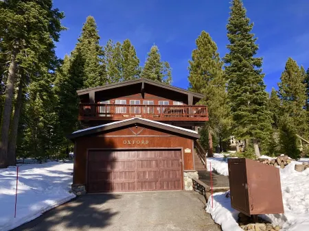 Private Beach Park,  Sauna,  Hot Tub,  Dog & Family Friendly