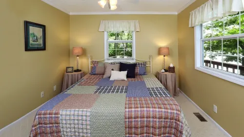 Conveniently Located Lakefront Home - Gorgeous Views - Privacy - Dock In Cove