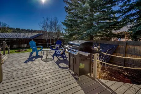 A Carefree Cottage/Pet friendly