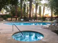Stylish & Elegant Condo at the Beautiful Oasis Resort in South Palm Springs