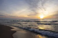 Beautiful Luxury Beachfront Home on Lake Huron - Spectacular Views/ Sugar Sand - 4 tähden
