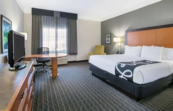 達拉斯阿林頓南拉昆塔温德姆套房酒店