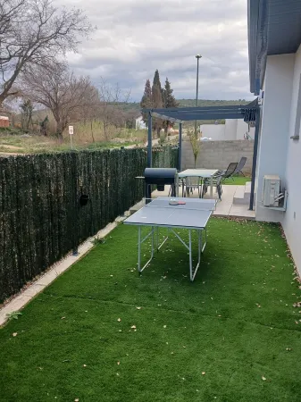 L'eden des Aspres Отели в г. Тюир