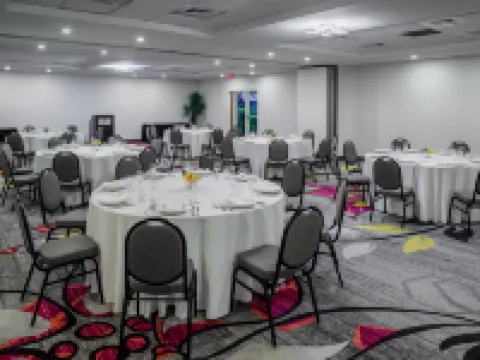 ダブルツリー by ヒルトンサラソタブレイデントン空港 マナティのホテル