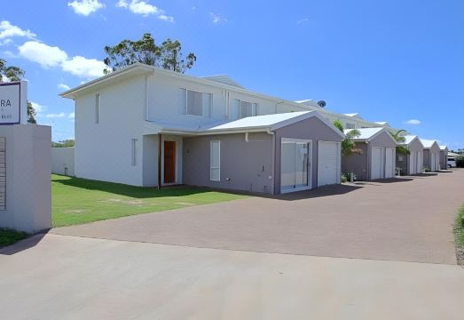 Alexandra Apartments - Housity