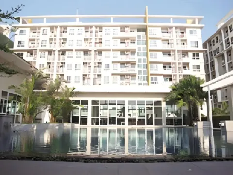 Jpark Residences at Thammasat Rangsit Hotels near Wat Bua Luang