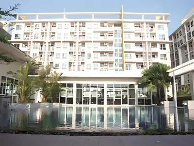 Jpark Residences at Thammasat Rangsit Hotel in zona Thammasat University Rangsit Campus