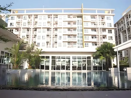 Jpark Residences at Thammasat Rangsit Отели рядом с достопримечательностью «Rajamangala University of Technology»