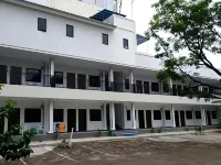 Penginapan Surya Hotels in Serang