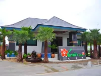 ชบาแก้ว รีสอร์ท - ที่มีที่จอดรถ