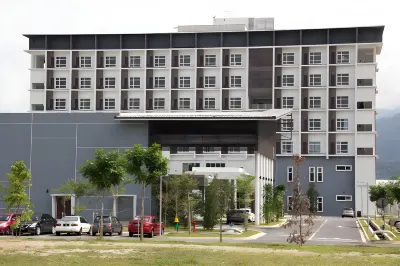 Hotel Scholar's Suites Hotel dekat Kompleks Sukan Proton City