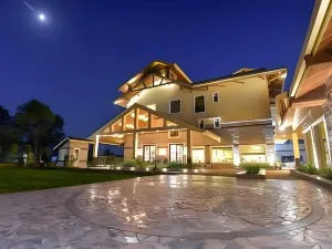 Infinitea Tea Garden Resort