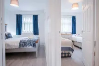 Bayview 58 - 2 Bedroom Chalet - Bayview Oxwich - Chalets