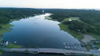 Luxury Waterfront Home Private Dock, Stunning Views & Sleeps 14