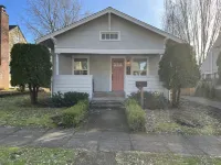 Nee-Nee's Bungalow Interstate Bridge 주변 호텔