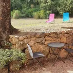 Charming apartment in a Provencal country house, private beach, riverside