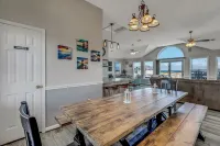 Corolla 4x4 house: Ocean views, Pool, Remodeled Master Bathroom, Wild Horses - balcony