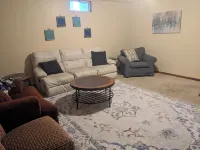 Spacious 4-bedroom house in fantastic Grandville with WiFi, AC