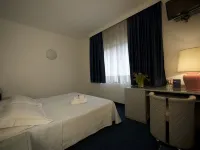 Club Hotel Hotels near Carpenedo