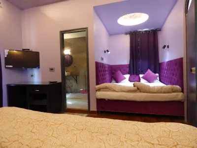 Maya Hotel & Restaurant Отели в г. 