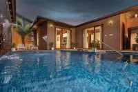 Uday Backwater Resort - Pools