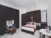 Hotel Navrang Hotels near كوتا جونكشن