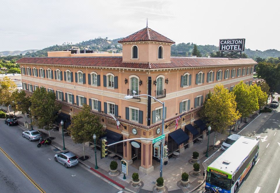 hotel overview picture
