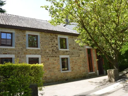 Family Villa in Ferrieres