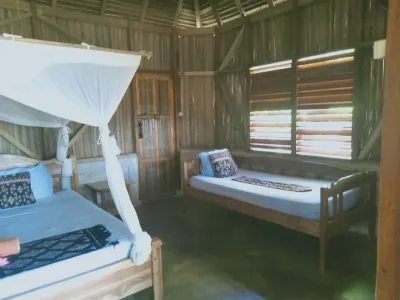 Rote Beach Bungalows Hotel dekat Kios Anugrah Rote & Agen BRILINk