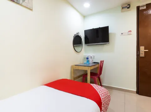 OYO 89717 Budget Star Hotel Photos