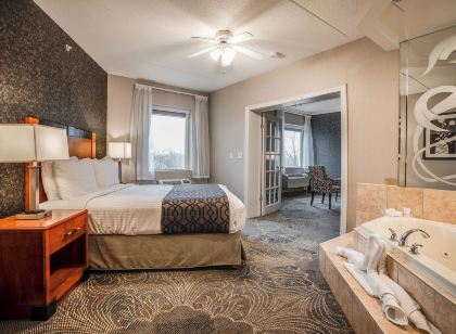 Monte Carlo Inn Barrie - Newly Renovated