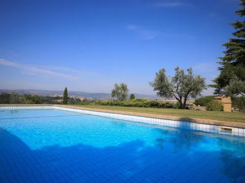 Umbrian Charm with Pool Alfresco Delight - 4 stelle
