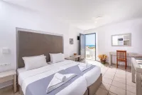 Golden Bay Boutique Hotel & Bungalows - balcony