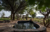Shalimpo Safari - Mashatu Game Reserve Hotels in Bobonong