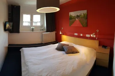 Ritterhof guest rooms at the Fitz-Ritter winery - VDP/Organic Hotels near Pfälzer Weinsteig