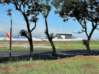 Rivera Family Airport Apartments - parking