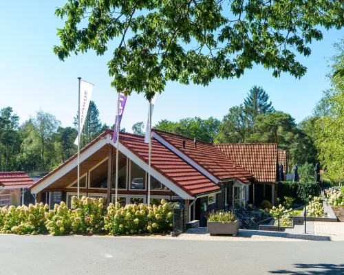 เอลิแกนท์ คันทรี ชาเลต์ อิน เกลเดอร์ส โรงแรมในฮอนเดอร์ลู