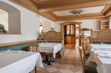 Grünwald Отели в г. Сегондзано