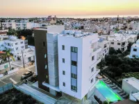 Sanders Olive Shared Pool Apartments