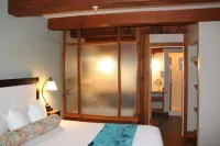 Ocean's Edge - balcony