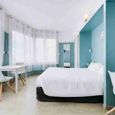 Restaurant L'Abrivado - Hôtel - Café - Appartements Rooms